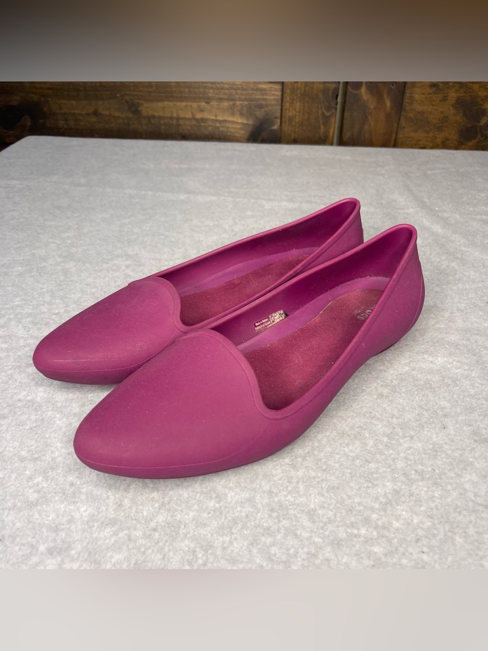 Crocs Eve Pointy Toe Ballet Flat Womens 10 Plum Slip On Comfort Casual Shoes